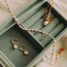 Pearl Beaded Necklace