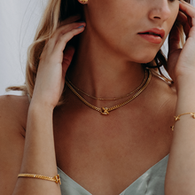 Bee Fastener Chain Necklace