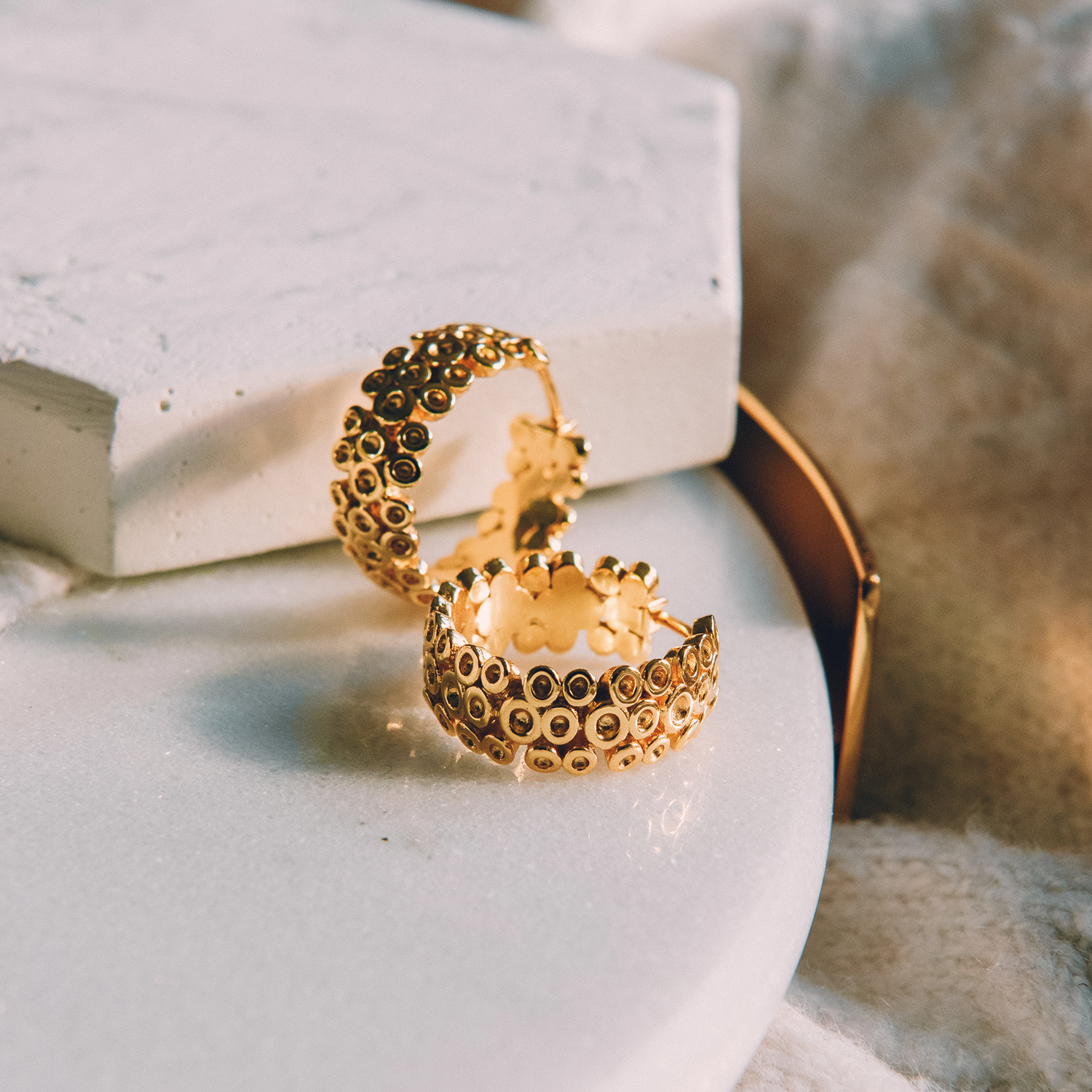 Pandora shine honeycomb lace 2025 ring